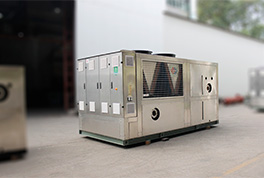 恒星再放猛料！±0.5℃冷水機組恒溫出水